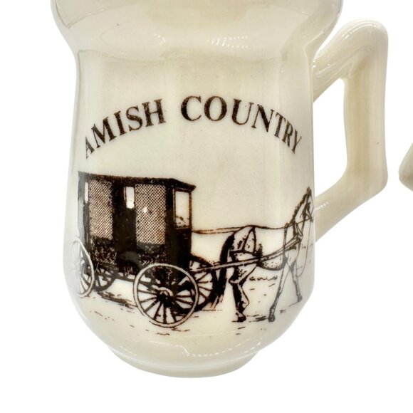 Vtg Amish Country Mug-Style Salt and Pepper Shakers Horse-Drawn Carriage Lipco - Picture 2 of 9